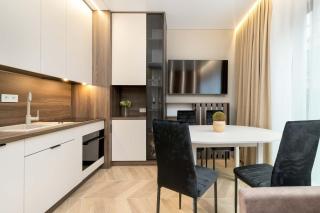 Nowoczesny i Jasny Apartament na Wyspie Spichrzów by Noclegi Renters - Danzig - 8