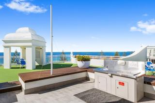 Sun-kissed Serenity: Mediterranean in Burleigh - Gold Coast - 6