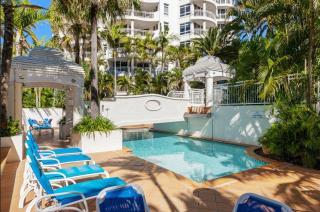 Sun-kissed Serenity: Mediterranean in Burleigh - Gold Coast - 3