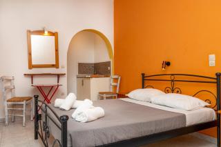 Depis economy - Naxos Chora - 3