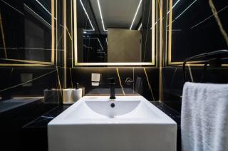 Stylish 1BR Apartment in Binghatti Luna JVC Dubai - 8