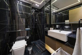 Stylish 1BR Apartment in Binghatti Luna JVC Dubai - 5