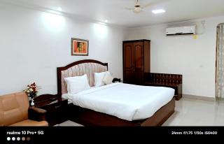 Hotel Himgange Palace Near Bodhgaya Indonesian Temple - Bodh Gaya - 6