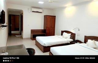 Hotel Himgange Palace Near Bodhgaya Indonesian Temple - Bodh Gaya - 5