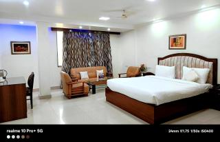 Hotel Himgange Palace Near Bodhgaya Indonesian Temple - Bodh Gaya - 9