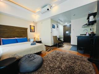 Cozy Private Hotel Suite with Bath Tub and Free Pool Access - 2