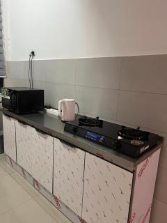 Affordable 1 Super King and 3 Double Bed bedroom House for 8 Guest - Kajang - 9