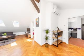 Cozy Luxe Home at the Heart of Old Prague Centre - Prag - 7