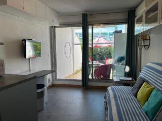 Au Pacific Studio avec jardin à 3 mn des plages - La Grande-Motte - 7