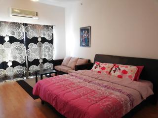 Cosy studio with King size bed 青旅一族 - Kuala Lumpur - 9