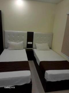 Hotel Royal # View Residency & Restaurant Bodhgaya Indonesian Temple - Fully Air Conditioning Luxuary Rooms - Best Hotel - Bodh Gaya - 4
