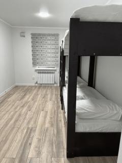 Apple Hostel Bishkek - Bisjkek - 3