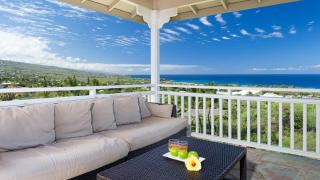 PACIFIC VISTA RETREAT Stunning 5BR Home Overlooking Ocean Privacy and Pool - Kailua-Kona - 3