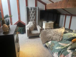 Room to rent for Oasis - Middleton - 9