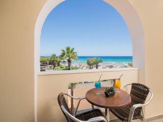 Sea View Suites - Plaka Beach Resort - Vasilikos - 8