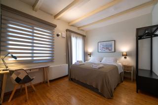 Tinas Home - Kalamata Mediterranean Villas - 1