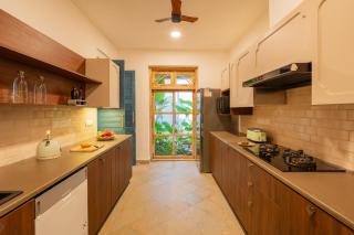 Luxury Villa With Private Pool, 4-BHK, Assagao - Assagao - 8