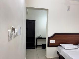 Sri Gavuri Nivas - 5