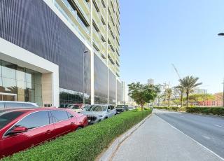 Stylish Comfort Modern 1BR Apt Prime Location JVC - 3