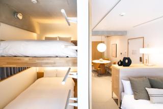 M/W HOTEL - 4