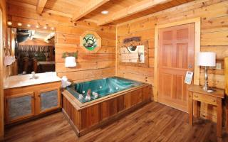 A Secret Romance - Pigeon Forge - 9