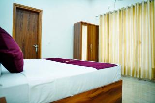 Hotel Red Brick By Admire Stay - Noida - 2