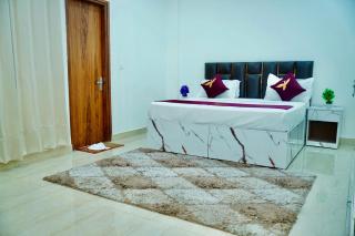 Hotel Red Brick By Admire Stay - Noida - 7