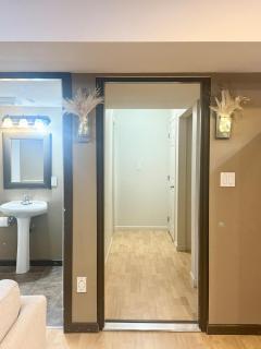 Peaceful House with Backyard - Langley - 6
