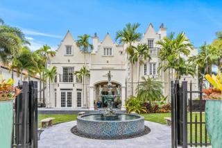 The Modern Castle Canal View Access Rooftop Living Greenhouse VlLLAS - Fort Lauderdale - 5