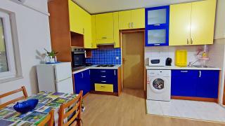 ROIČ apartments - Gradac - 1