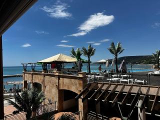 Perfect Sea and Pool View Apartment Marina City - Baltschik - 0