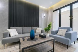 Spacious 3 Bdr Apartment In Al Nada - Riad - 1