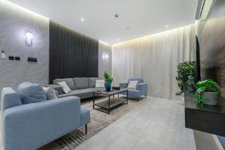 Spacious 3 Bdr Apartment In Al Nada - Riad - 4