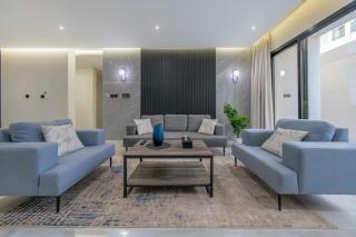 Spacious 3 Bdr Apartment In Al Nada - Riad - 2
