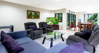 5 BR Villa w Pool - Old City 7 Min Walk - Family Friendly - Ping-Pong Table - Chiang Mai - 9