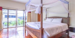 5 BR Villa w Pool - Old City 7 Min Walk - Family Friendly - Ping-Pong Table - 7