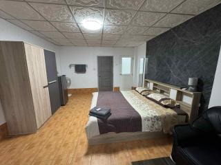 Tin Guest House & Laundry - Jomtien Beach - 4