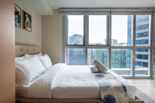 Uptown Parksuites BGC Stylish 2BR Fast WiFi Washer Balcony - Manila - 5