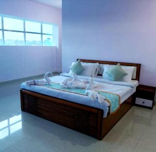 Hotel Golden ! Buddha Palace Near Metta Buddharam Temple-Mahabodhi Temple- Restaurant & Parking Facilities - Fully Air Conditioned Hotel -Best Luxuary Hotel - Bodh Gaya - 8