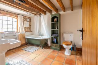 Bellas Barn by Big Skies Cottages - Weybourne - 7