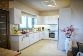 Secluded Luxury Villa w Jacuzzi & Stunning Views - Kali Limenes - 6