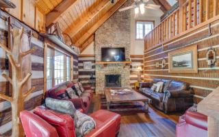 Hand Hewn Hideaway - Gatlinburg - 0