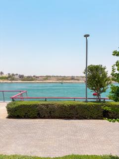 2 Bedroom Home Including Yas Theme Park Tickets - Abu Dhabi - 4