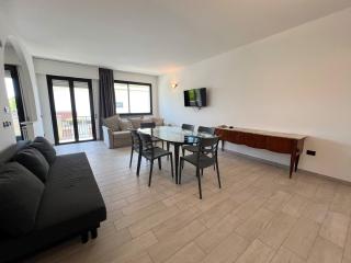 7 Trilocale con due bagni - 9