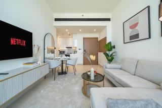 Comfortable 1-Bedroom Getaway Binghatti House - 6