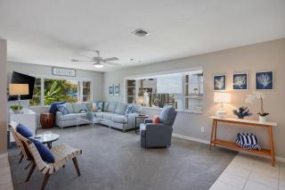 Waterfront home near beaches Multi month welcomed - inquire - Fort Myers - 8