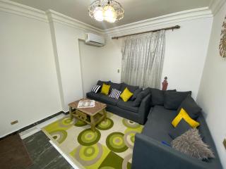 شقة مفروشة للإيجار زهراء المعادي الشطر الثامن - Cairo - 6