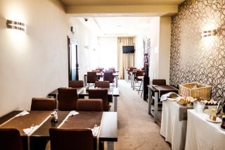 Hotel Deluxe with free Wellness and Fitness Centrum - Nitra - 9