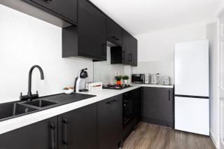 Host & Stay - Bluebell Close - Northampton - 2