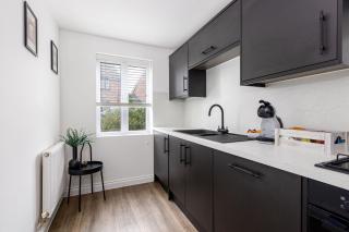 Host & Stay - Bluebell Close - Northampton - 9